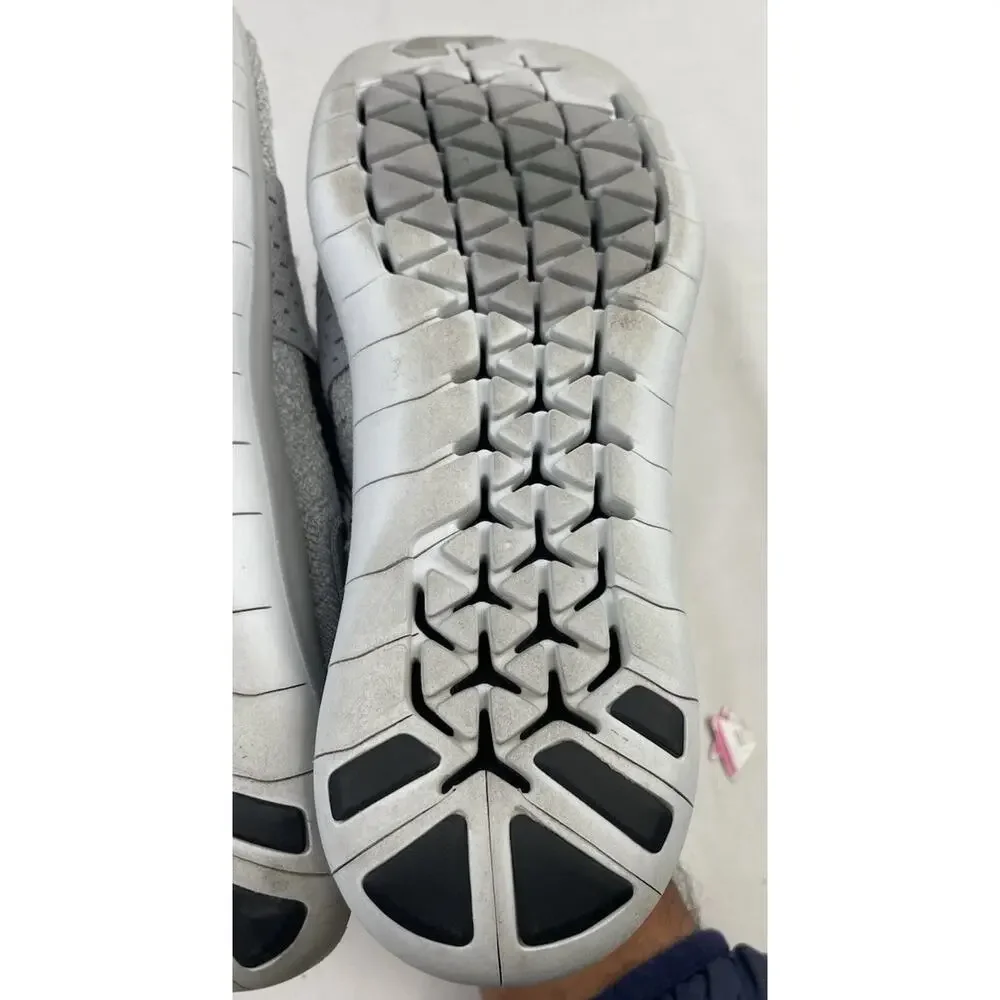 Nike Free RN Motion Flyknit Women's Running Shoes Gray Size 6 Active Gym Workout